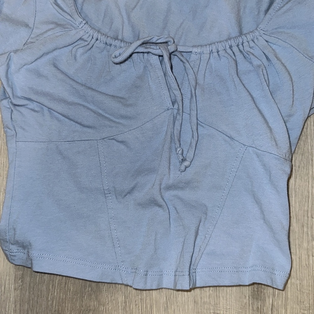 Blue Top! - Picture 3 of 5